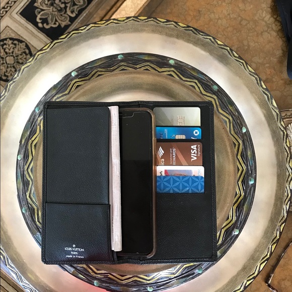 Louis Vuitton Handbags - Louis Vuitton Taiga Leather Wallet